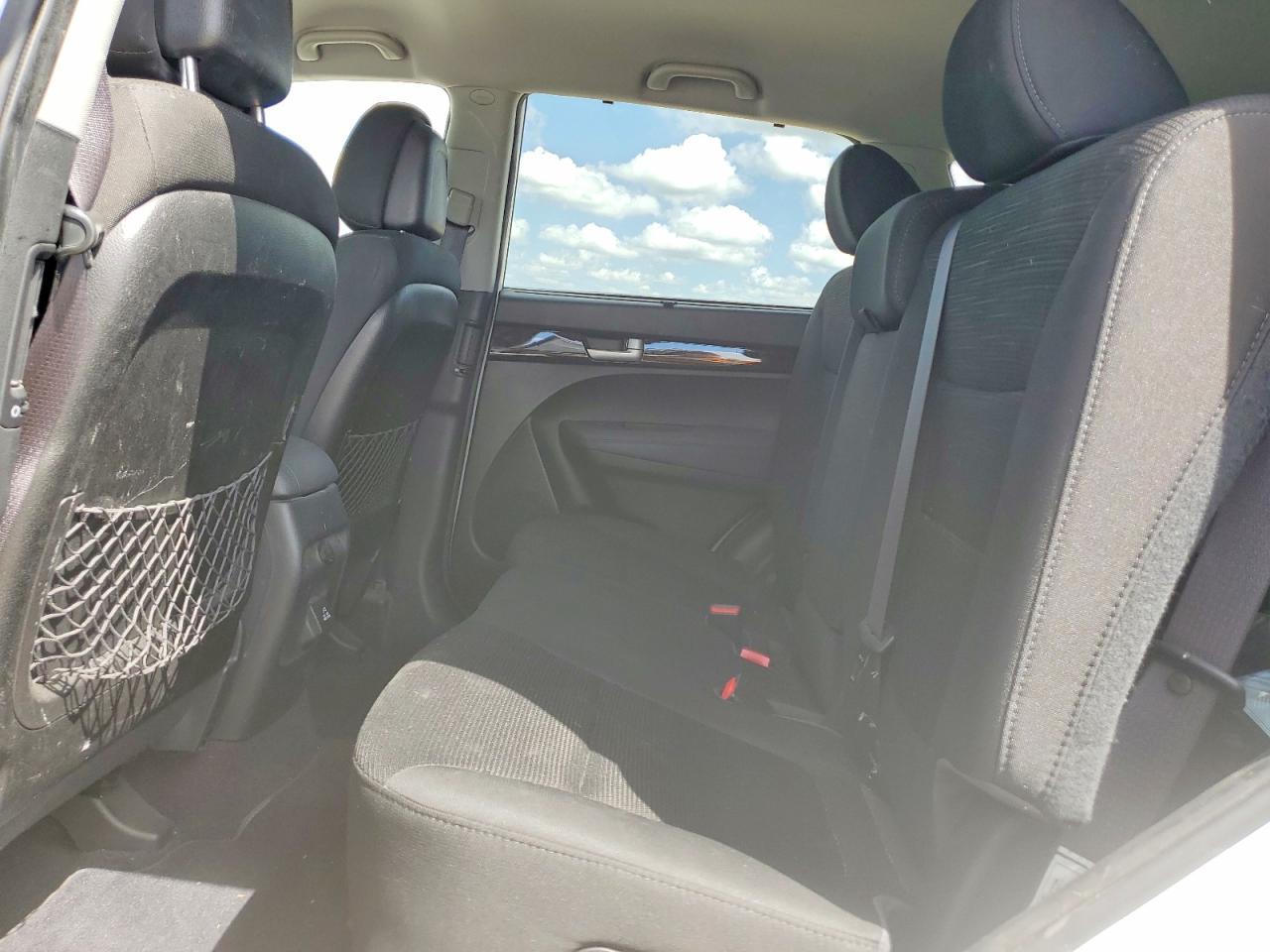 2015 KIA SORENTO