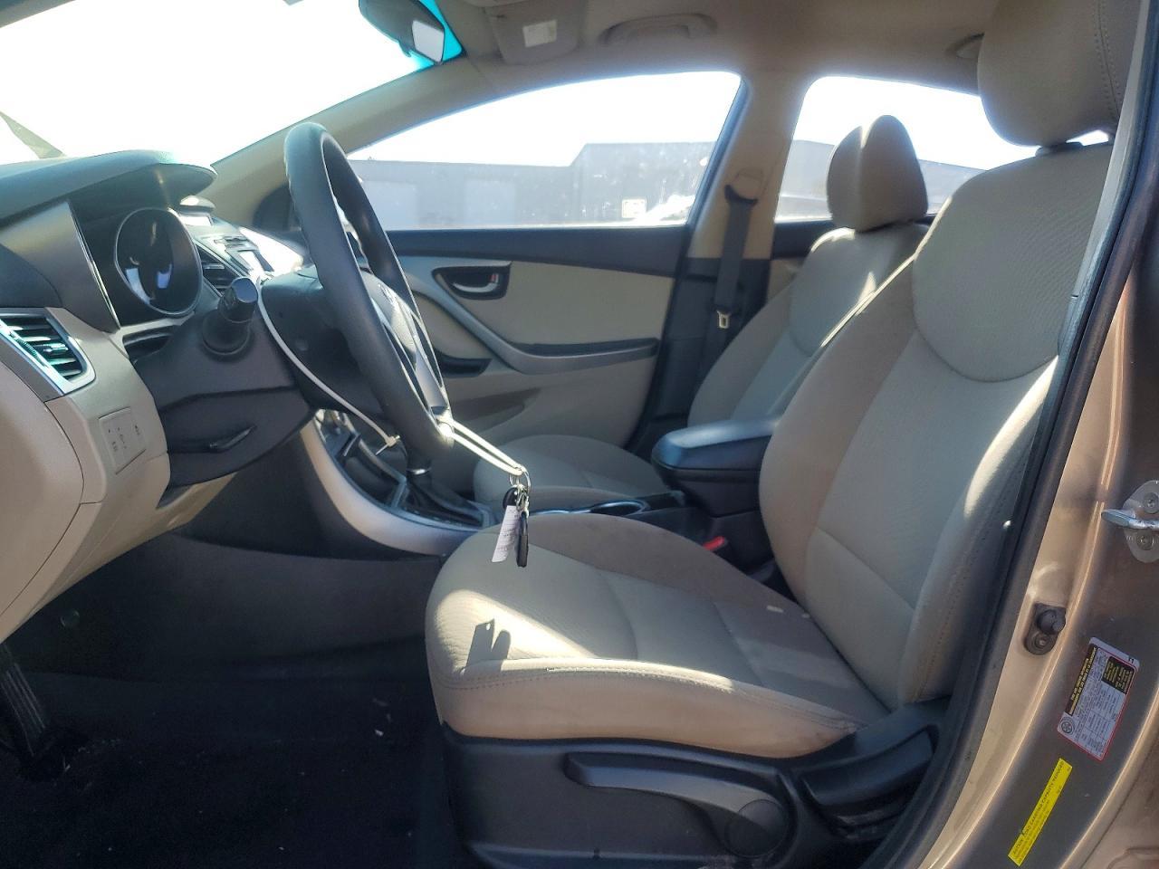 2016 HYUNDAI ELANTRA