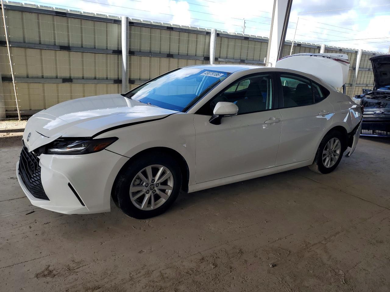 2025 TOYOTA CAMRY