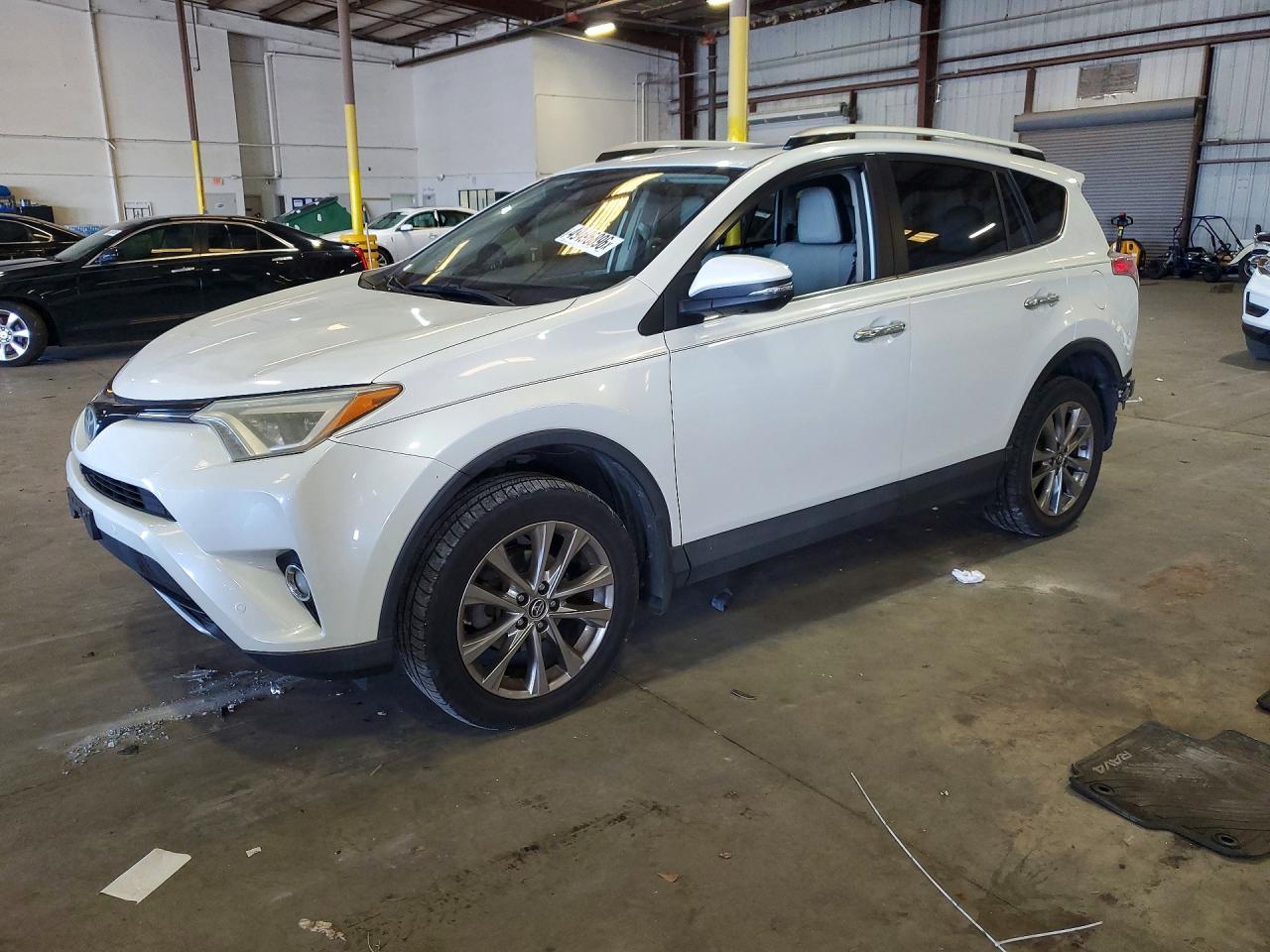 2016 TOYOTA RAV4