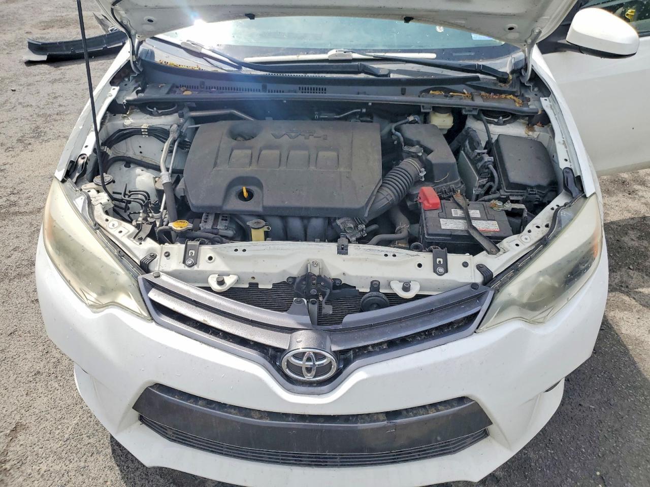 2015 TOYOTA COROLLA
