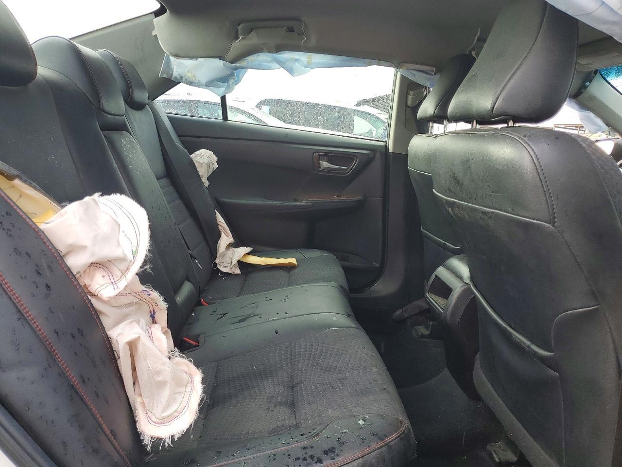 2015 TOYOTA CAMRY
