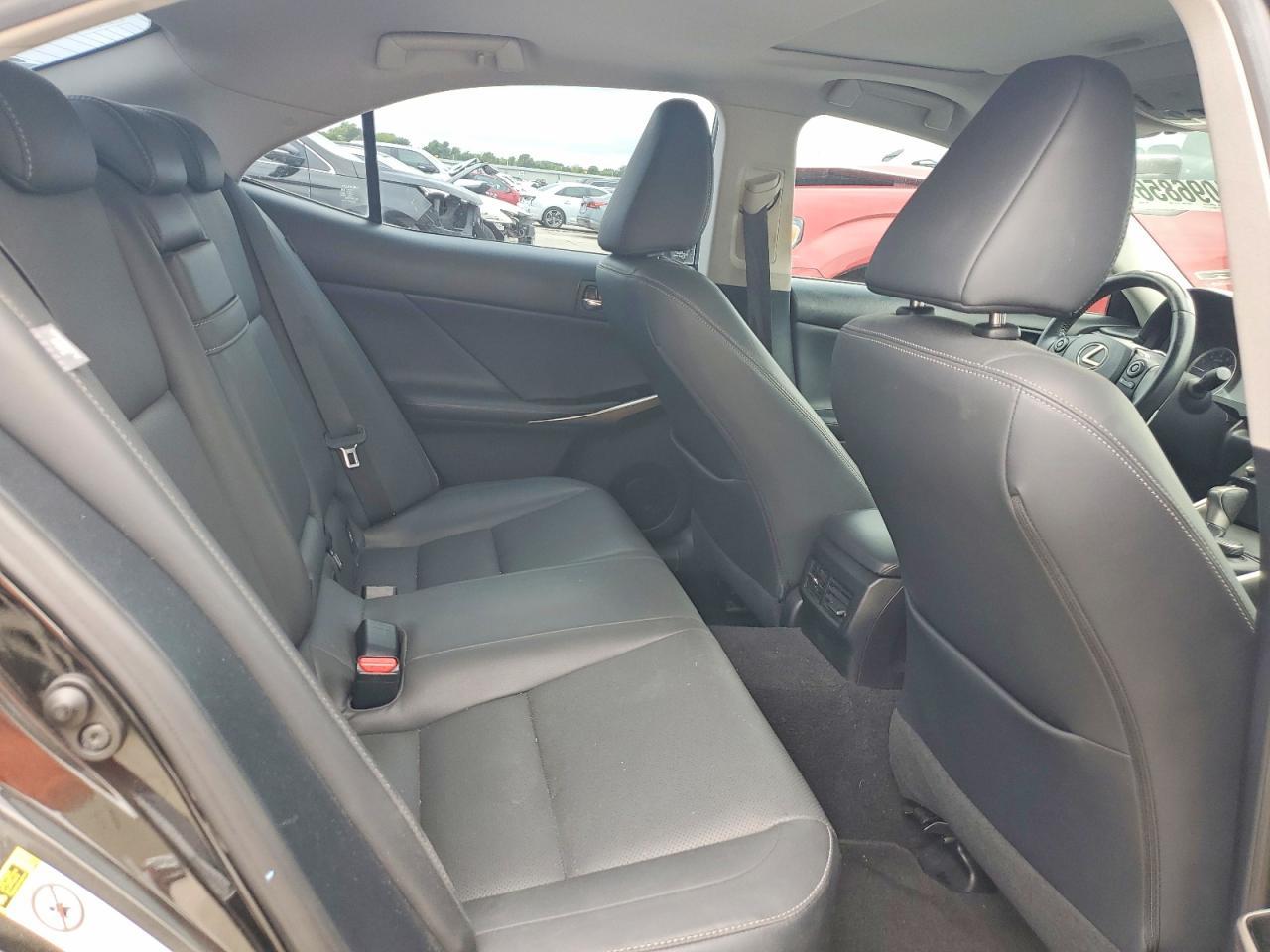 2015 LEXUS IS 250