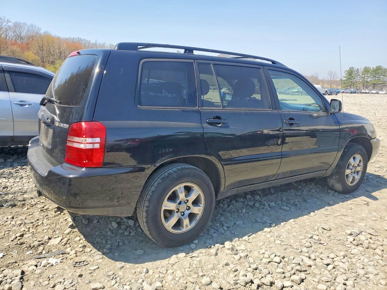 2002 TOYOTA HIGHLANDER