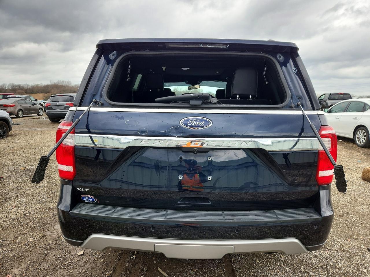 2021 FORD Expedition