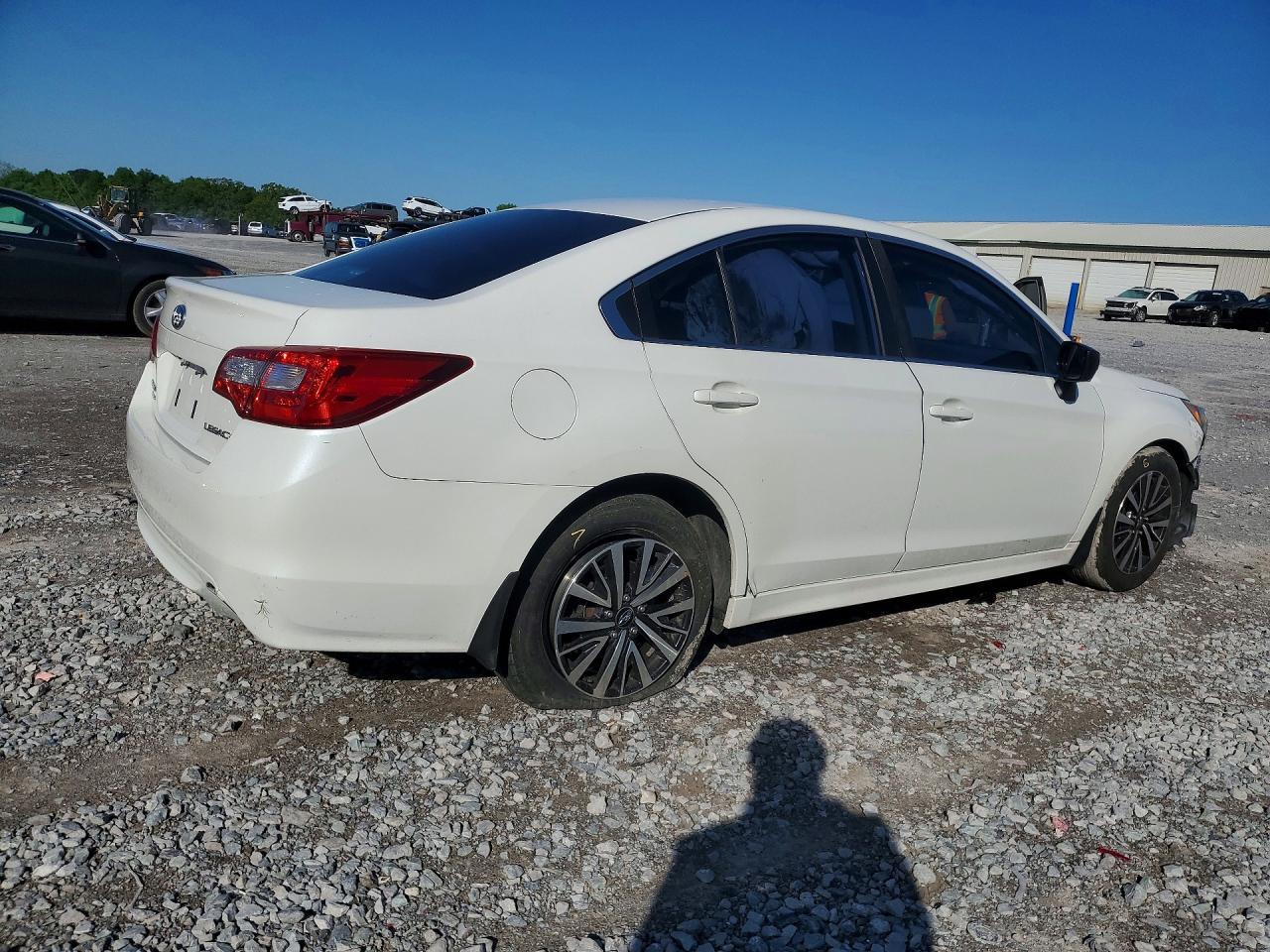 2016 SUBARU Legacy