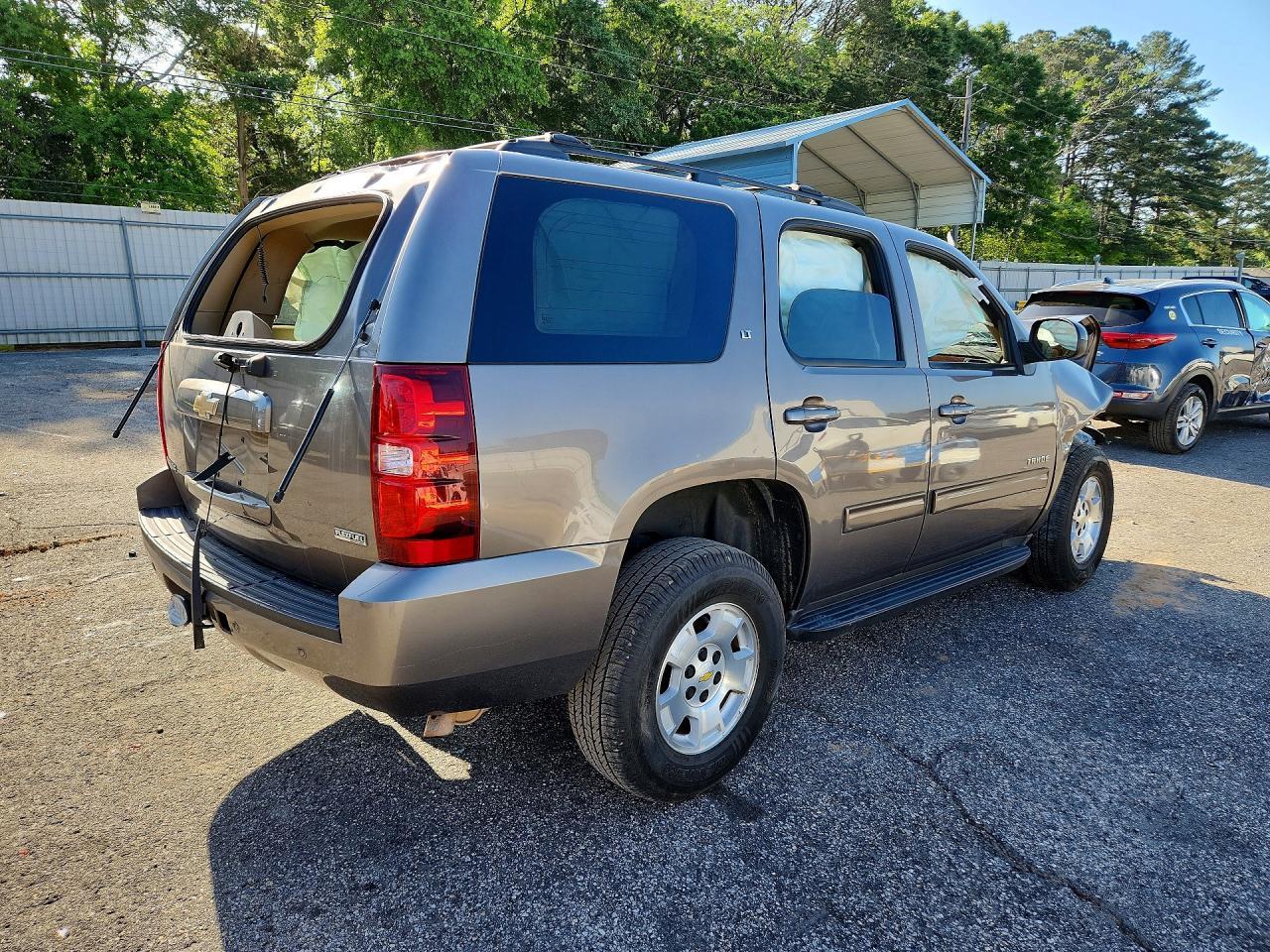 2011 CHEVROLET Tahoe