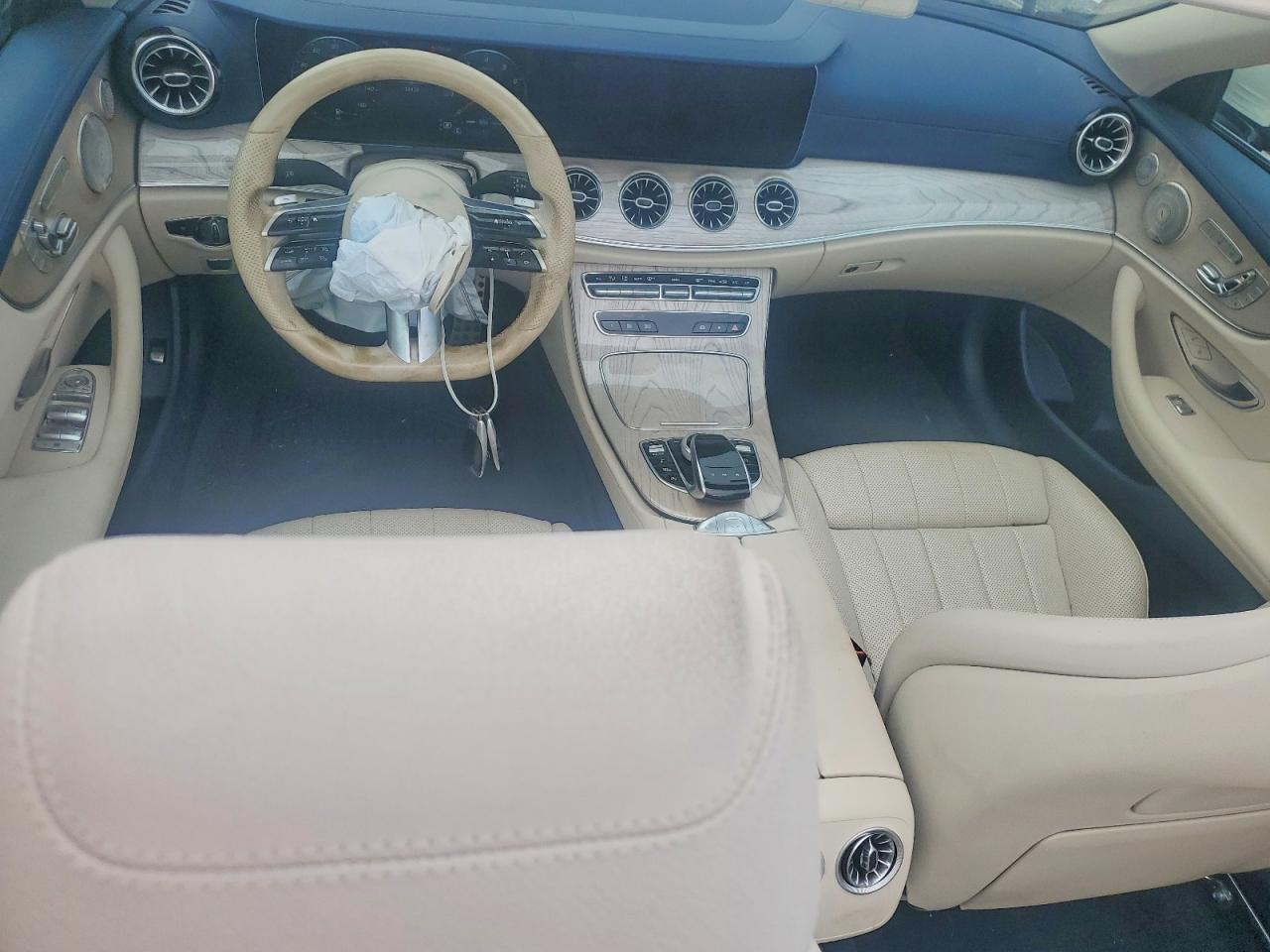 2021 MERCEDES-BENZ E-Class