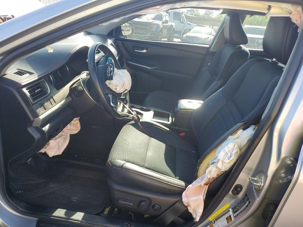 2015 TOYOTA CAMRY