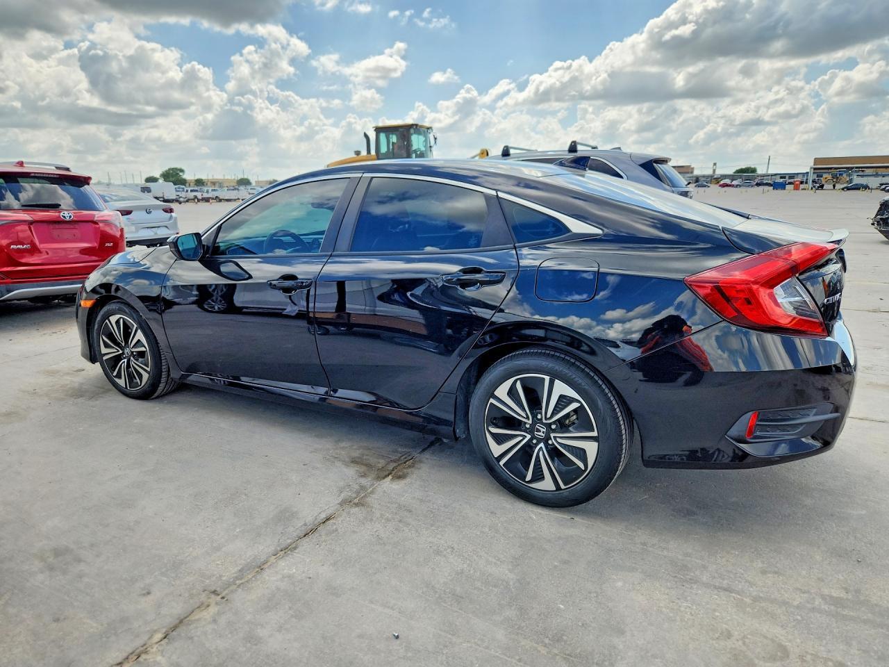 2016 HONDA CIVIC