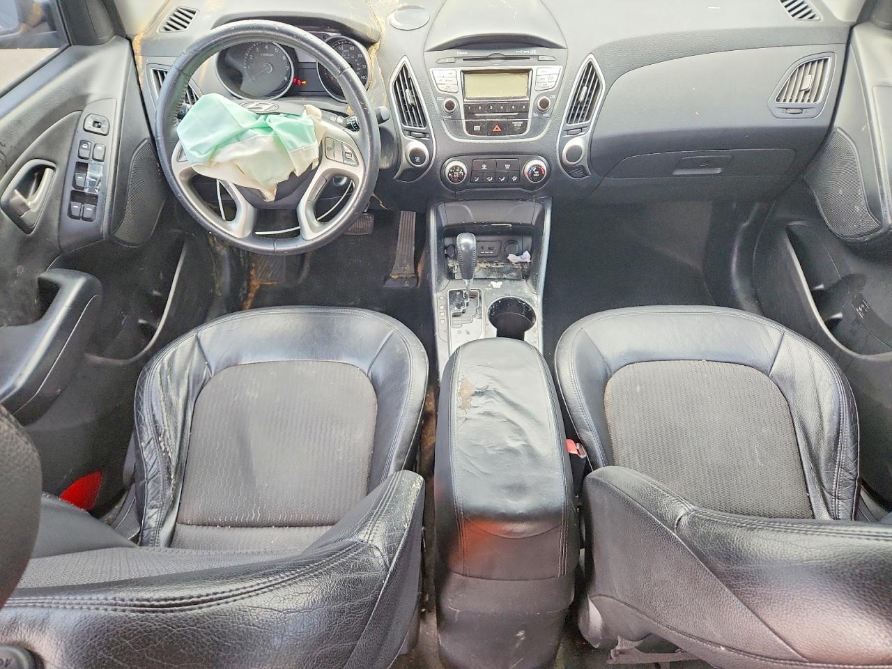 2012 HYUNDAI TUCSON