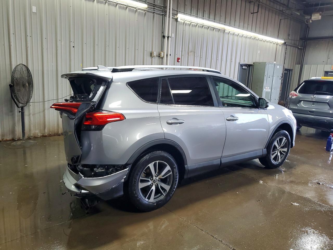 2016 TOYOTA RAV4