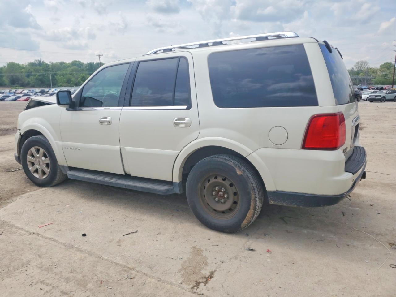 2005 LINCOLN Navigator