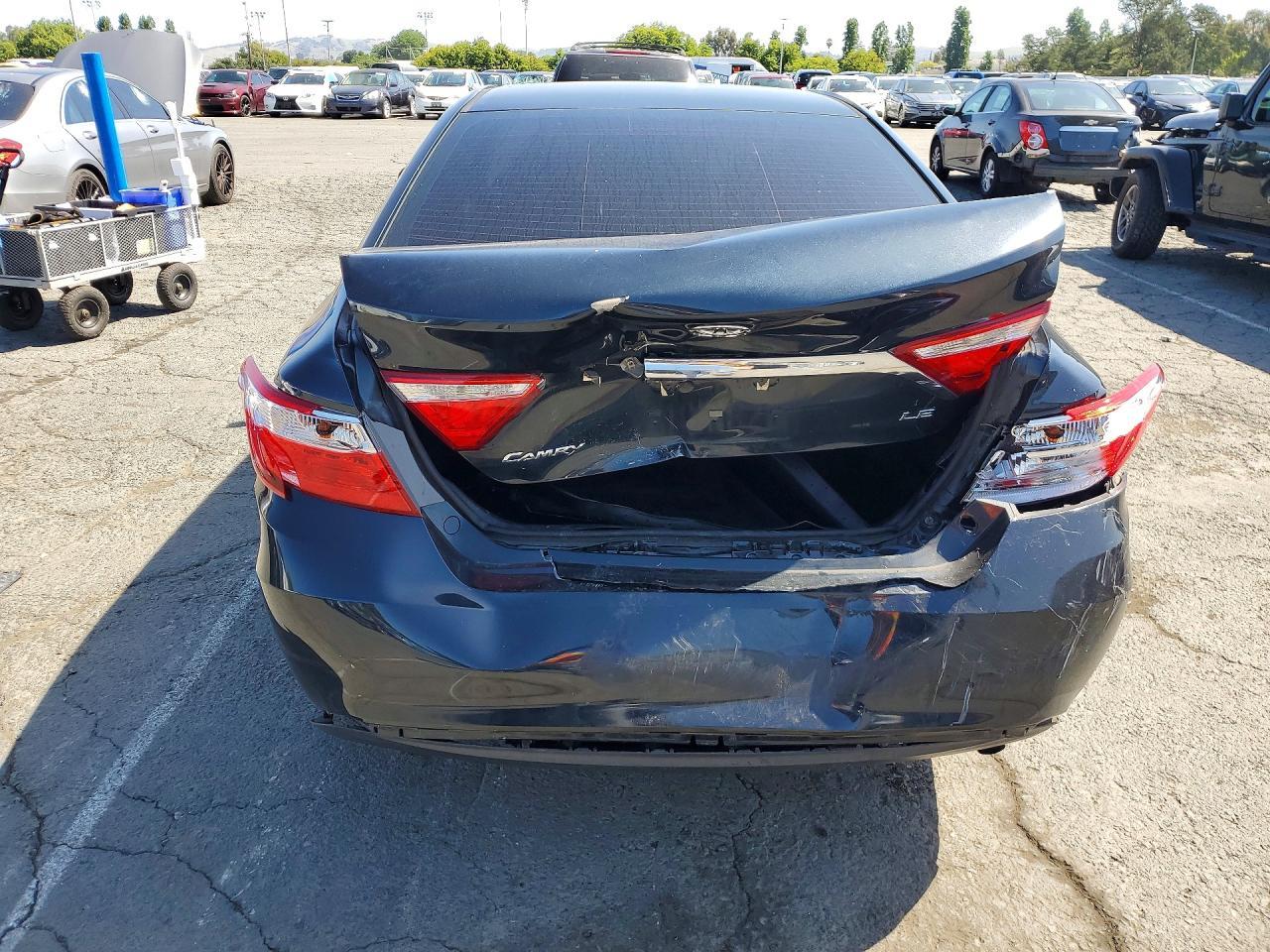 2017 TOYOTA CAMRY
