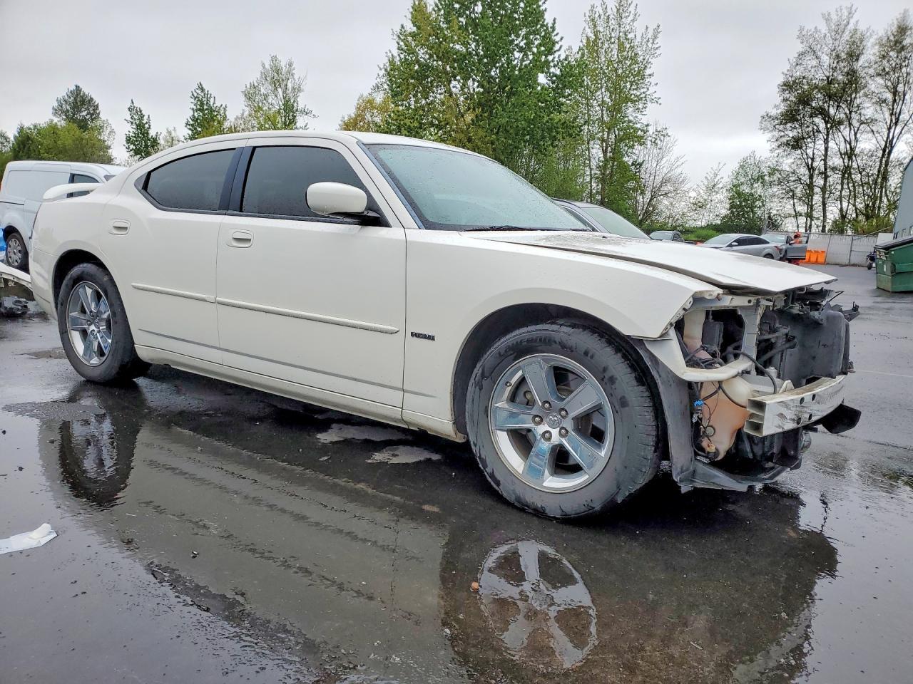 2008 DODGE CHARGER
