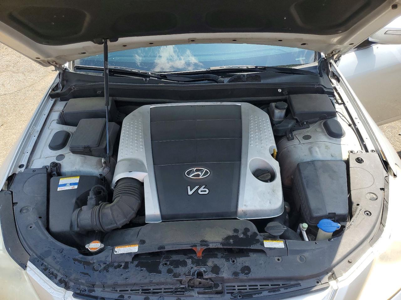 2011 HYUNDAI GENESIS