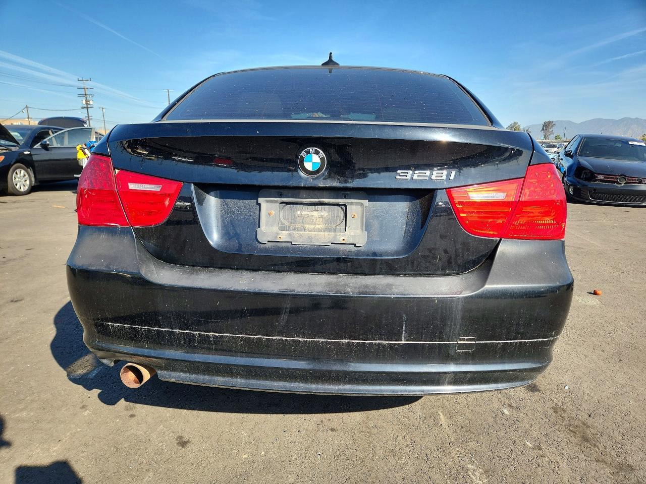 2011 BMW 3 SERIES