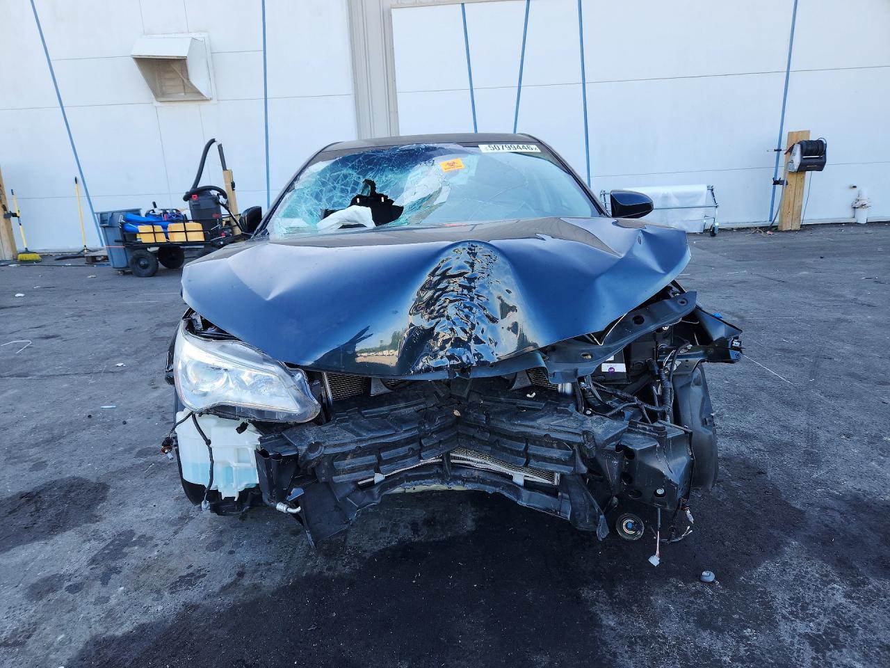 2017 TOYOTA CAMRY