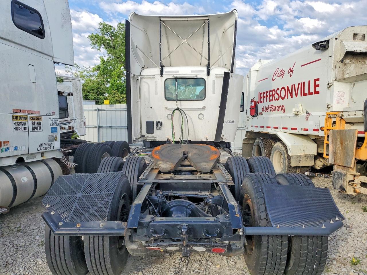 2022 KENWORTH T680