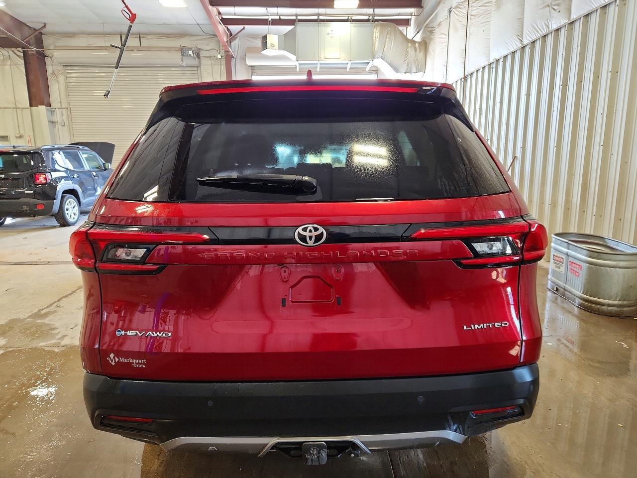 2024 TOYOTA HIGHLANDER