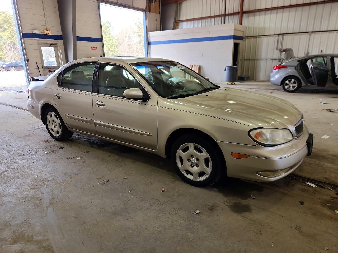 2001 INFINITI I30