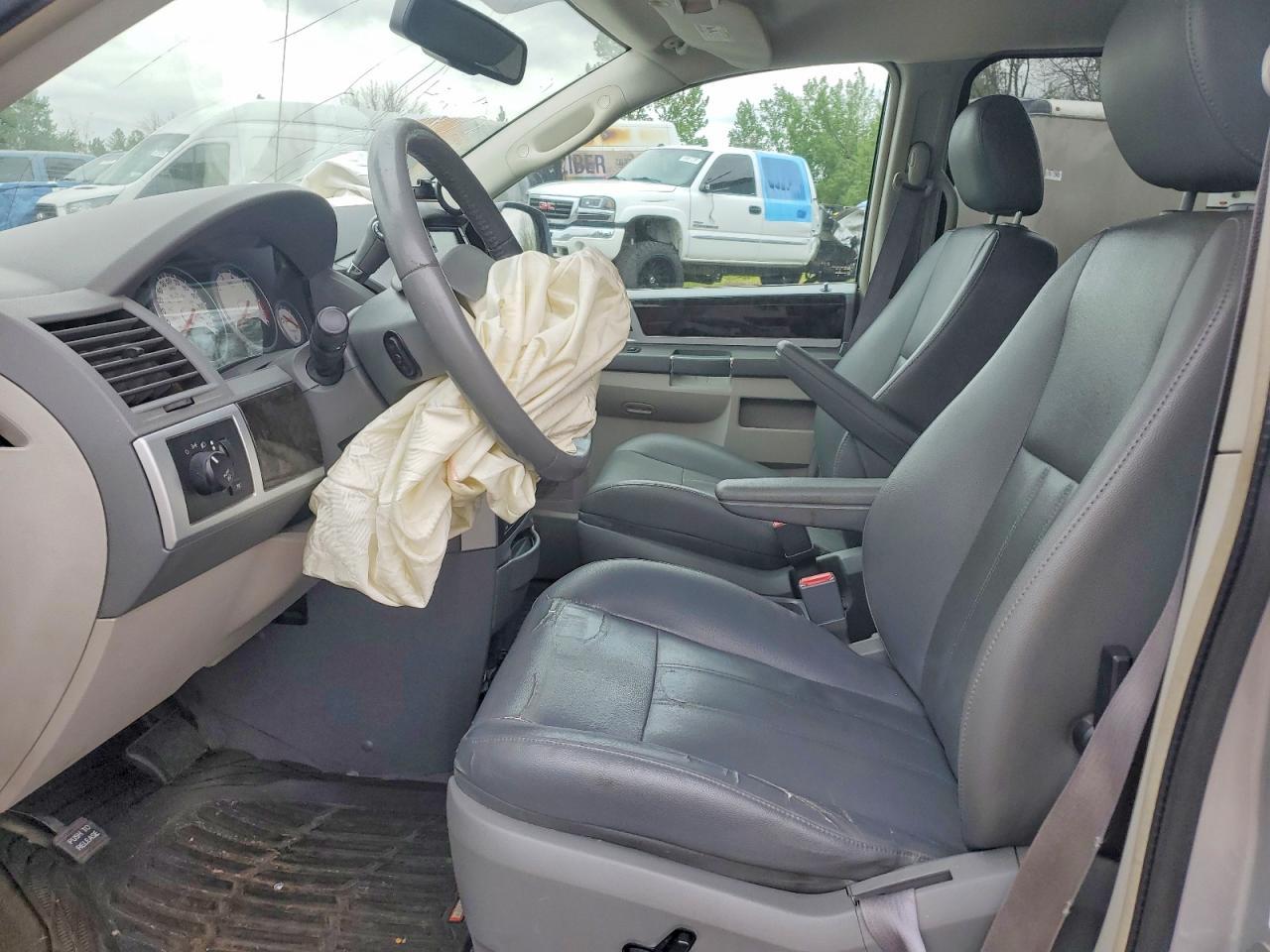 2010 DODGE GRAND CARAVAN