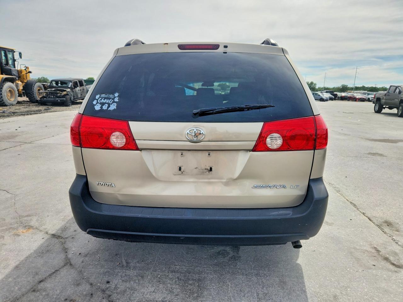 2007 TOYOTA SIENNA