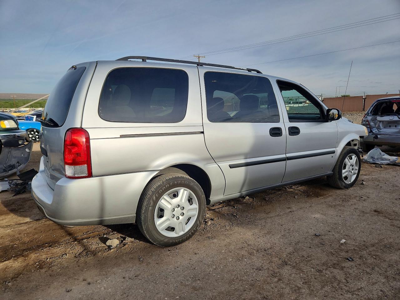 2008 CHEVROLET Uplander