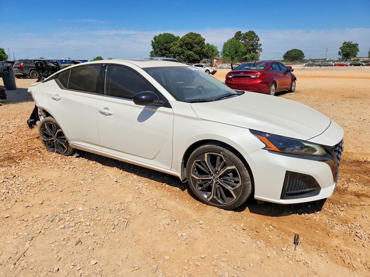 2025 NISSAN ALTIMA