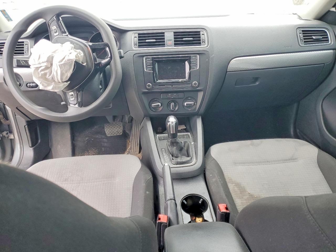 2017 VOLKSWAGEN JETTA