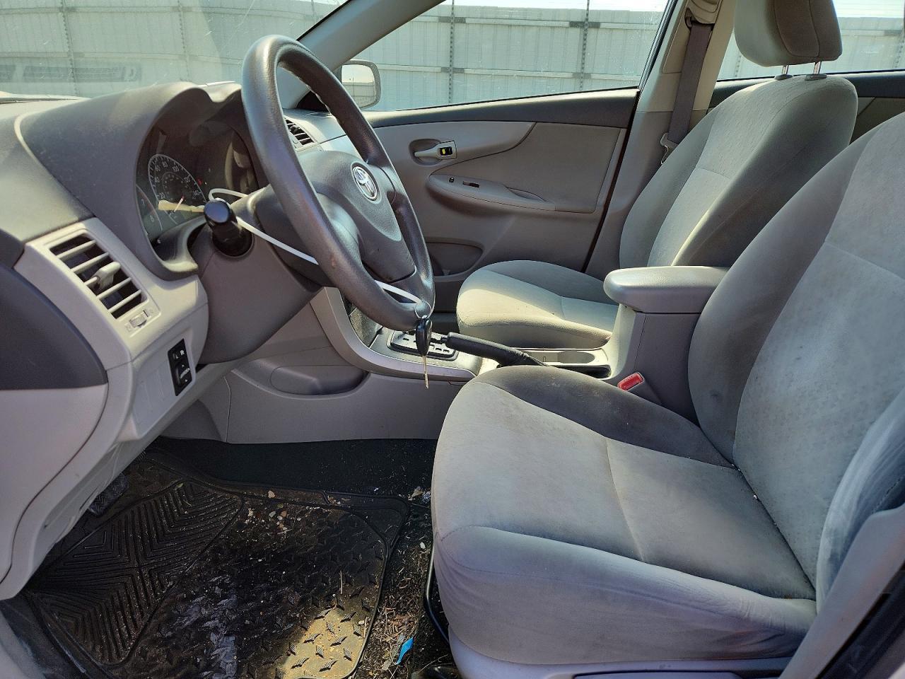 2009 TOYOTA COROLLA