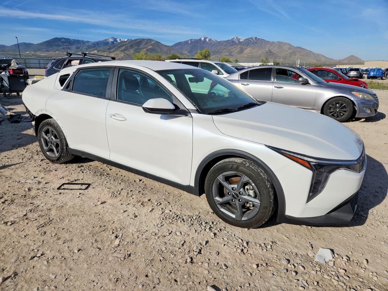 2025 KIA K4