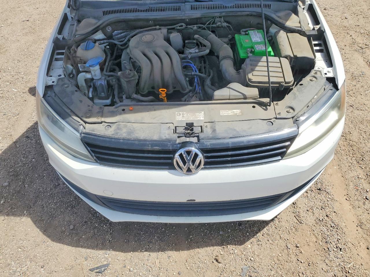 2012 VOLKSWAGEN JETTA