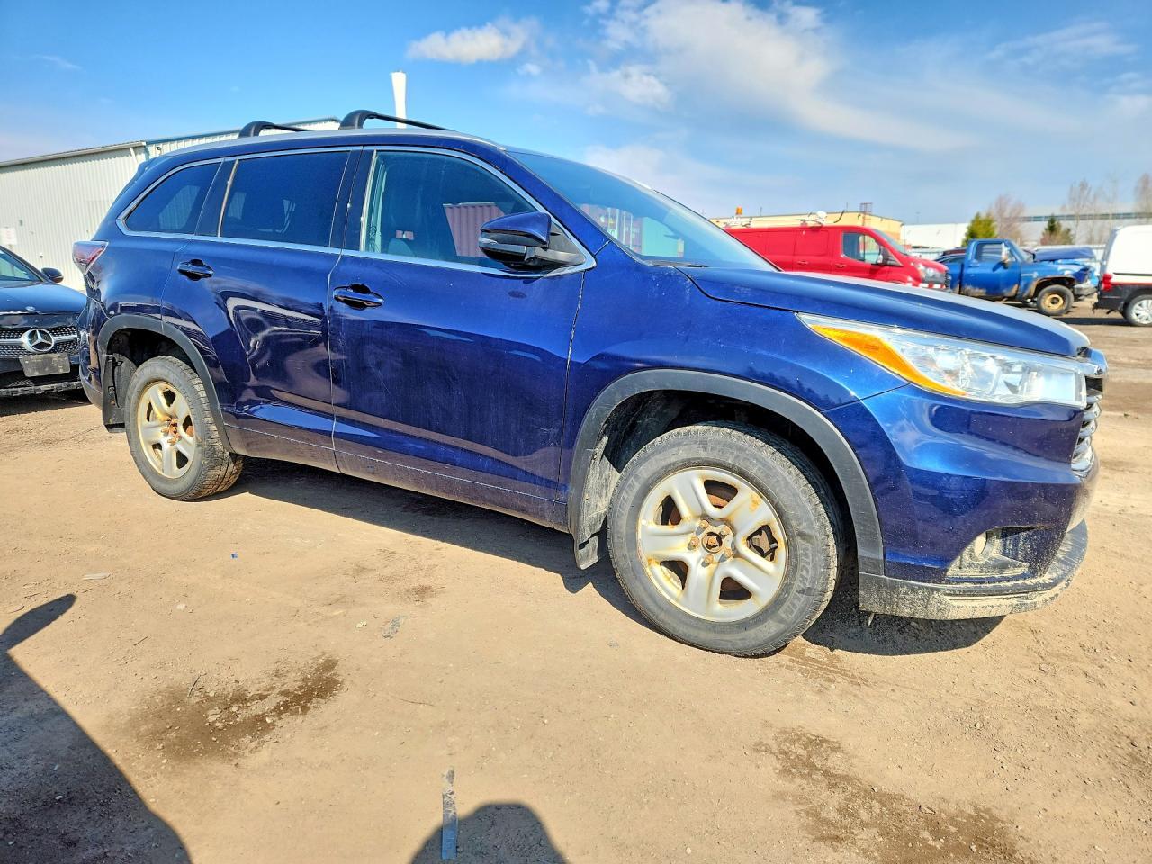 2016 TOYOTA HIGHLANDER