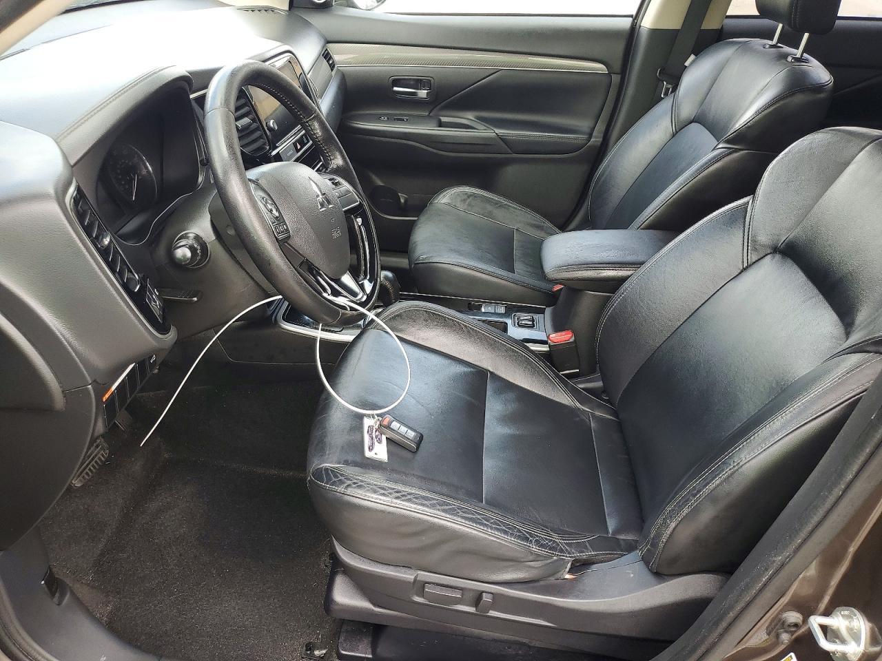2019 MITSUBISHI outlander