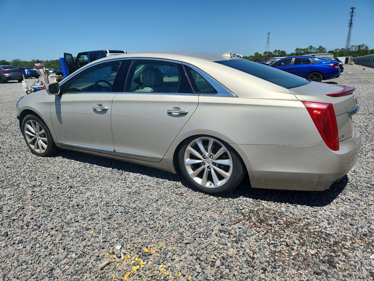 2013 CADILLAC XTS