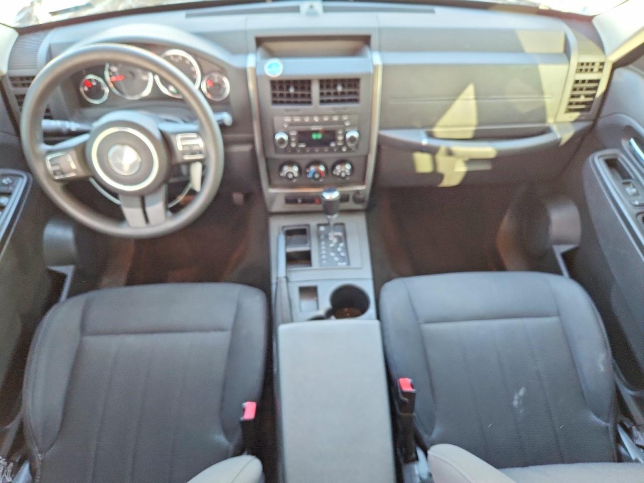 2011 JEEP Liberty