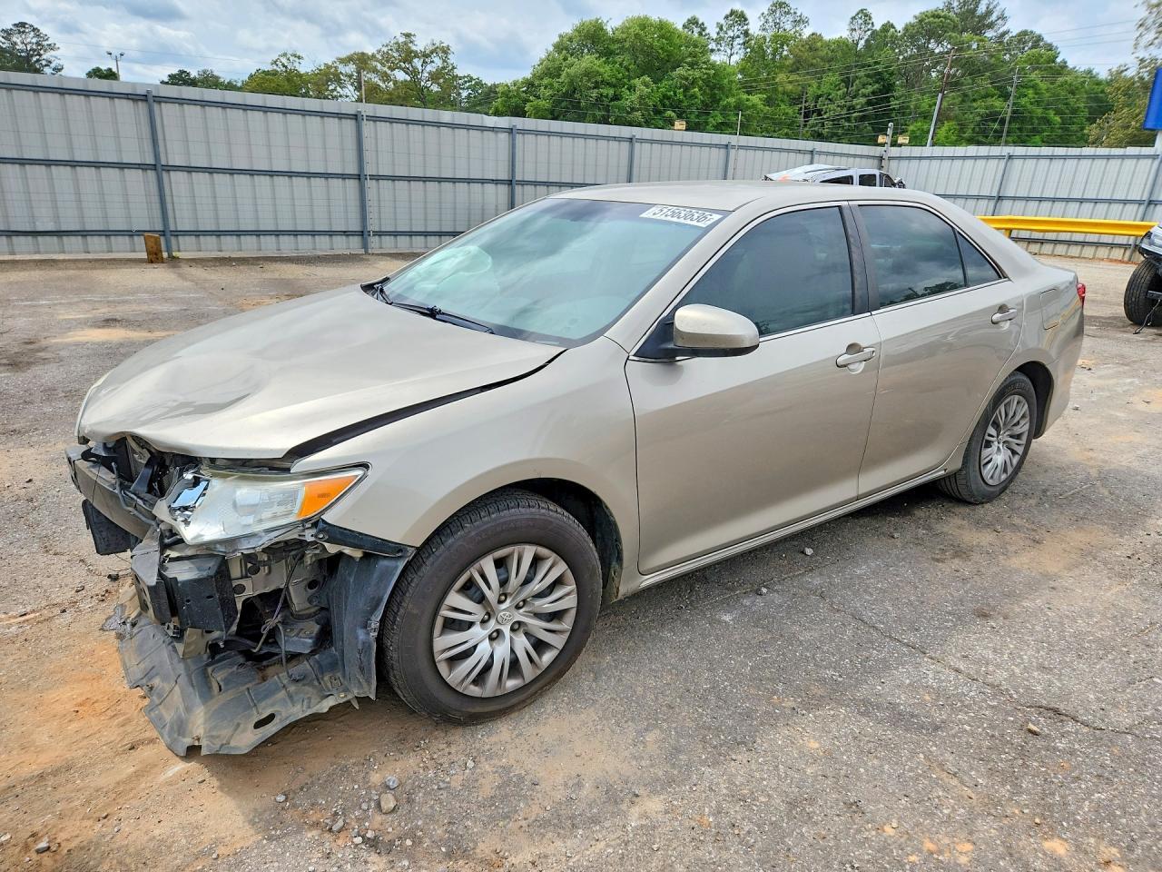 2014 TOYOTA CAMRY