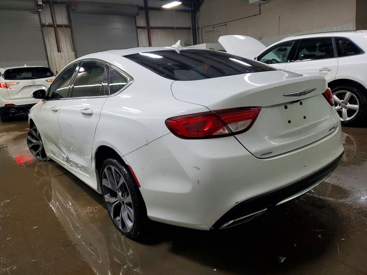 2015 CHRYSLER 200