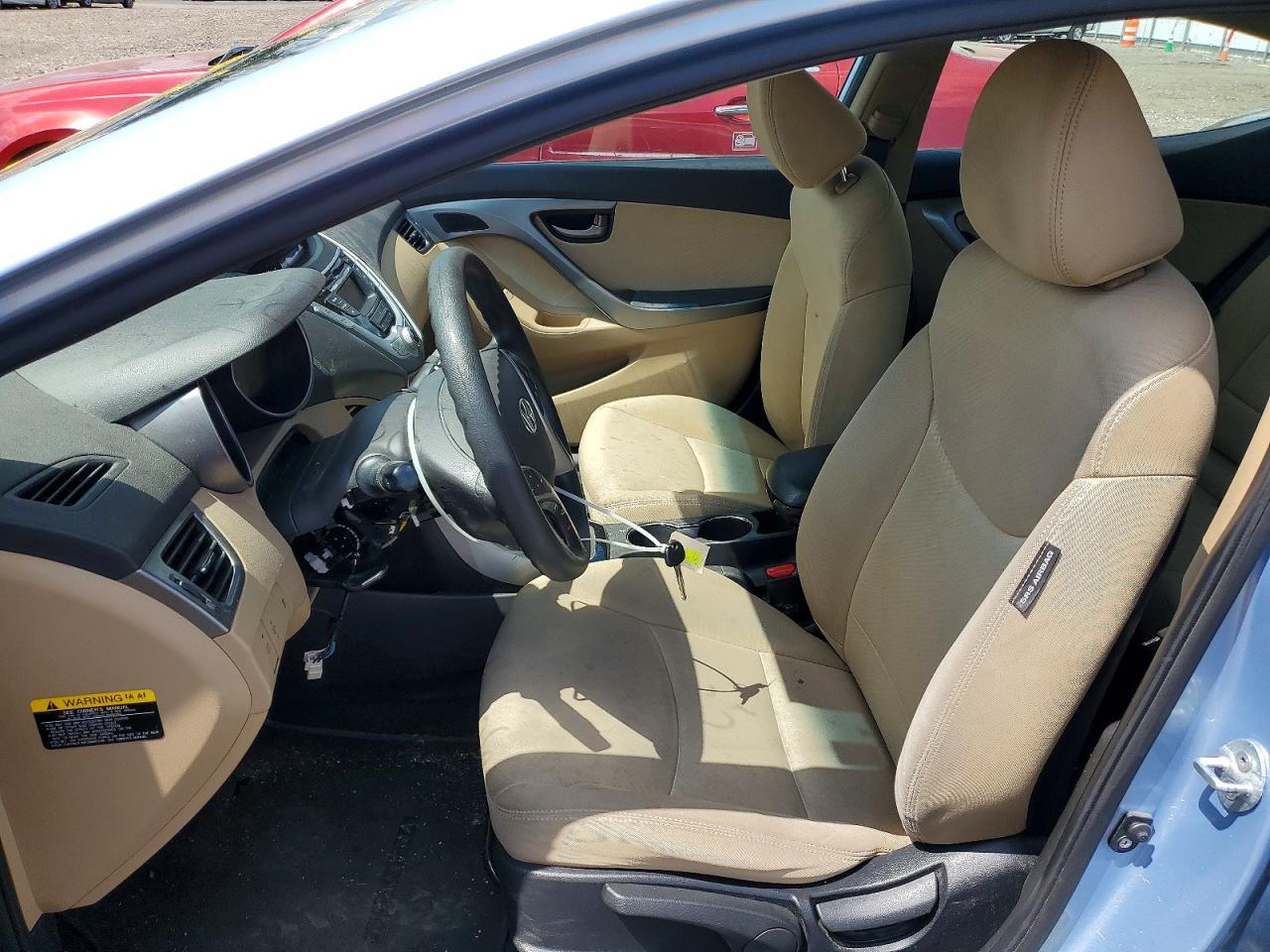 2012 HYUNDAI ELANTRA