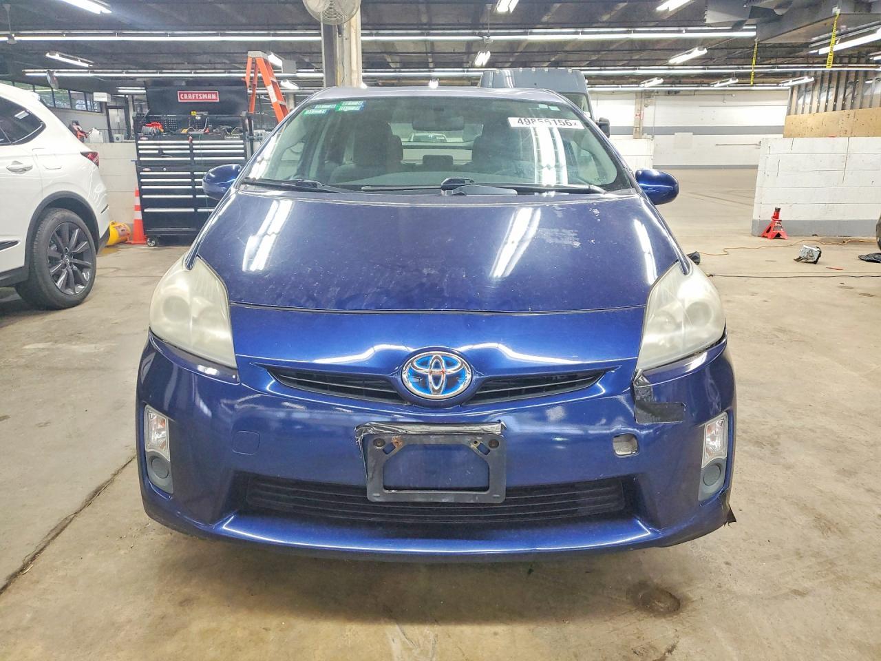 2011 TOYOTA PRIUS