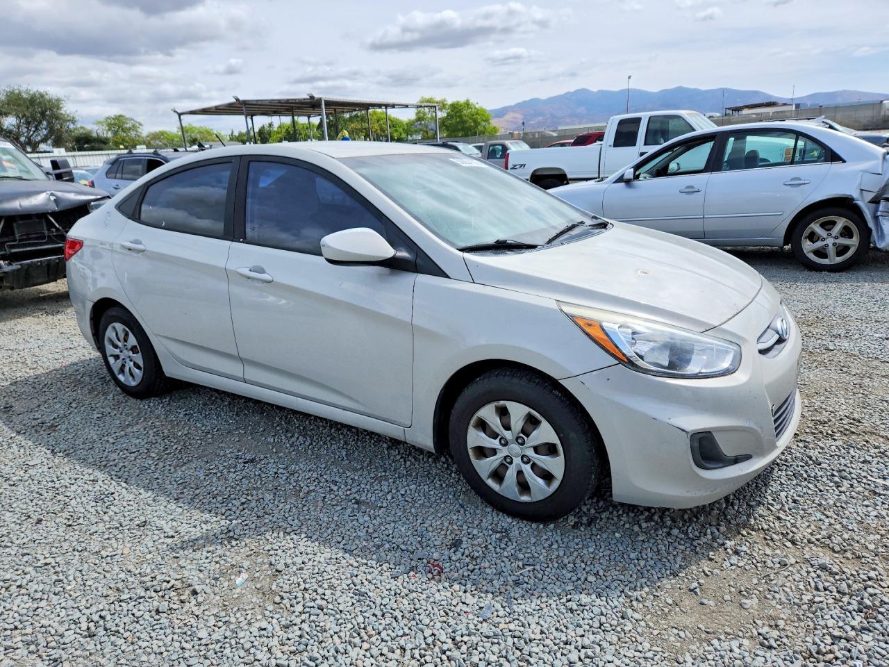 2016 HYUNDAI ACCENT