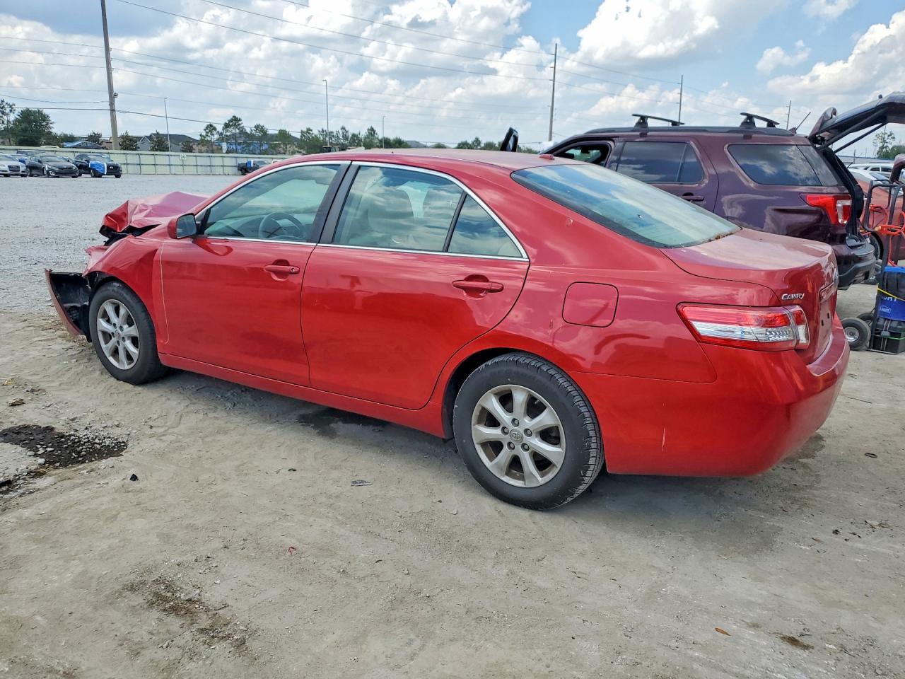 2011 TOYOTA CAMRY