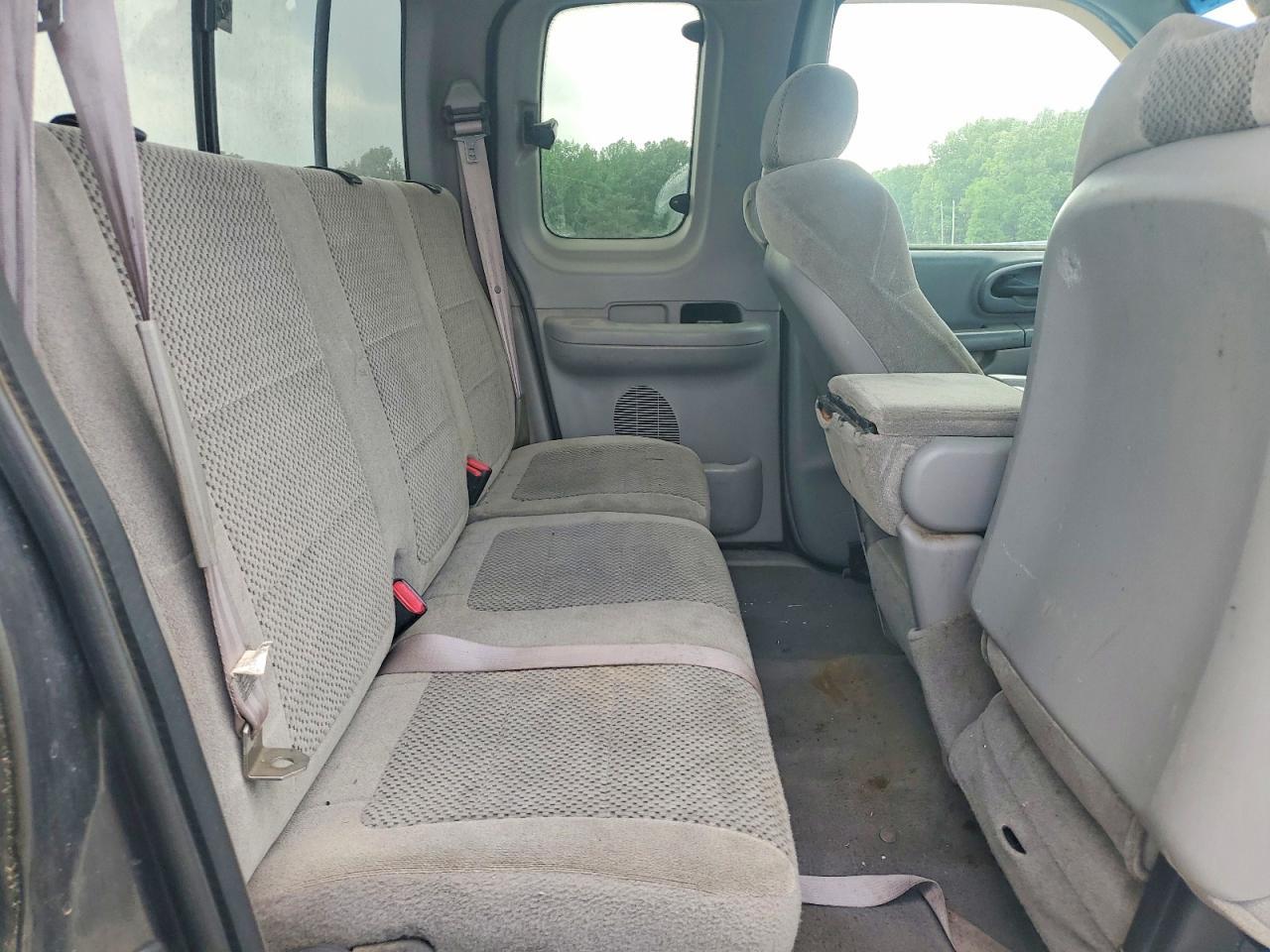 2002 FORD F-150 Lightning