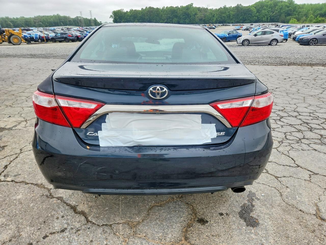 2015 TOYOTA CAMRY