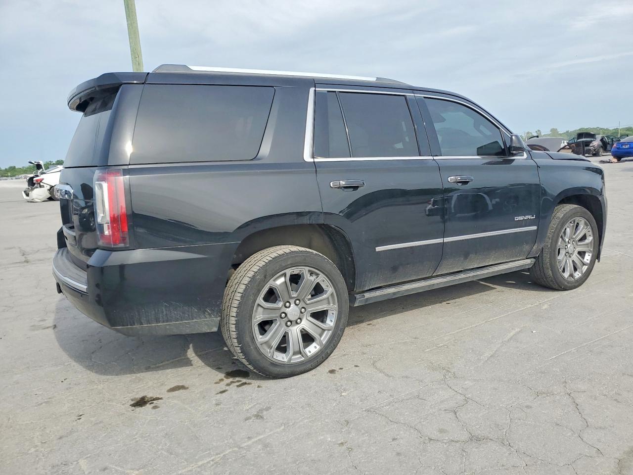 2015 GMC Yukon