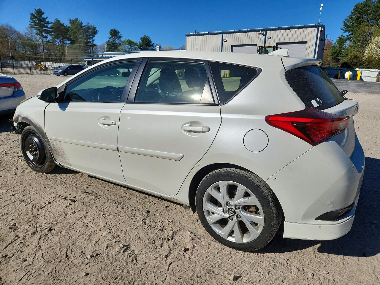 2016 SCION iM
