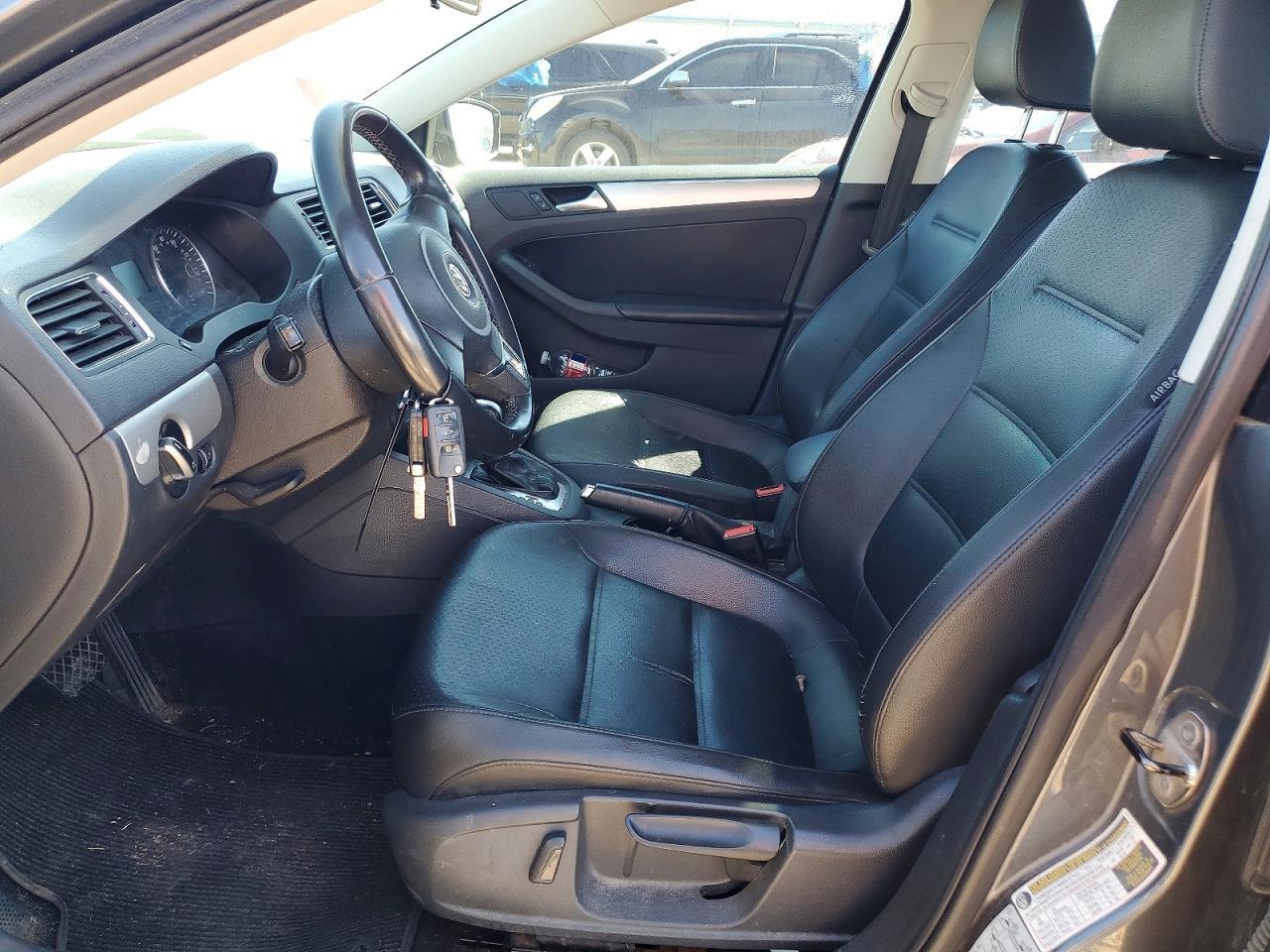 2013 VOLKSWAGEN JETTA