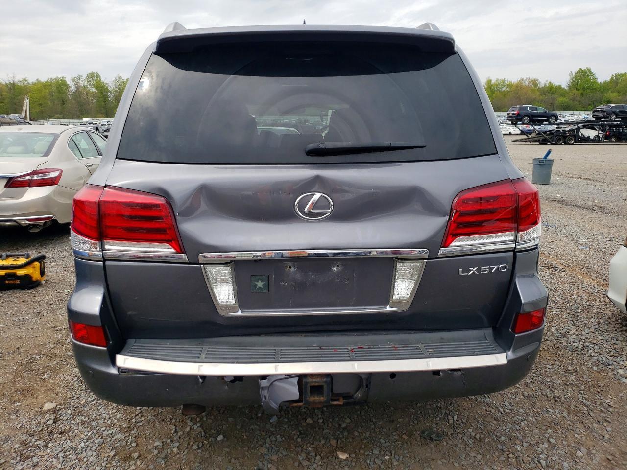 2013 LEXUS LX 570