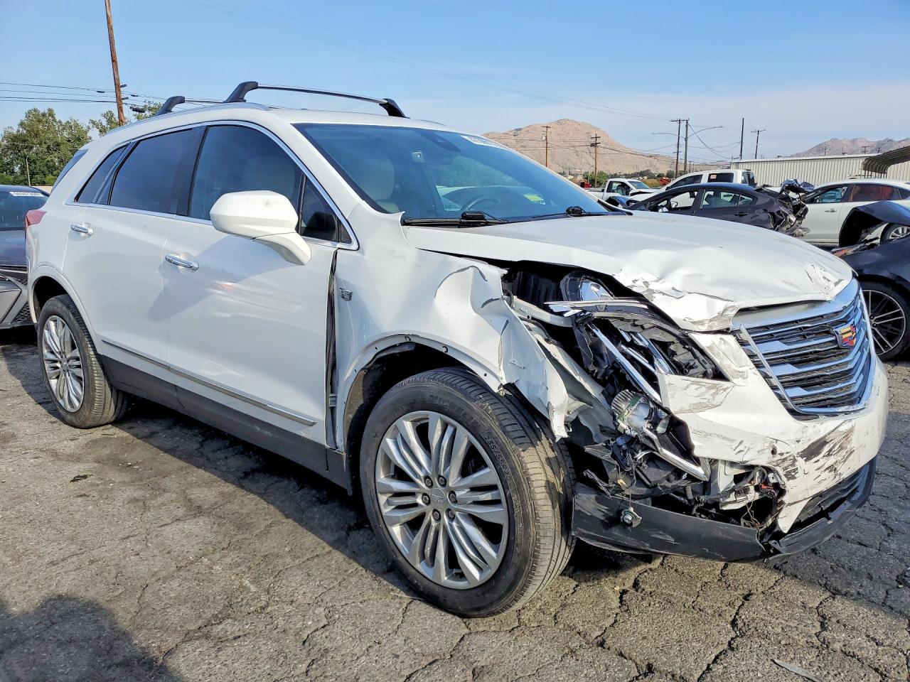 2018 CADILLAC XT5
